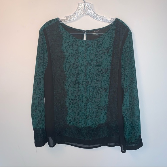 Ann Taylor Blouse Large Green Leopard Print sheer sleeves Lace M - Picture 1 of 8